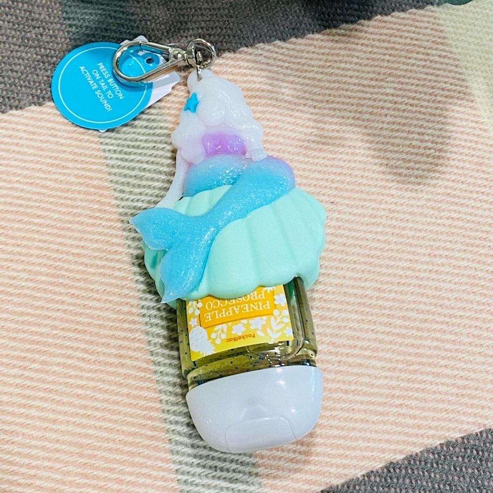 🧜‍♀️ Bath & Body Works Mermaid on Shell Pocketbac Holder - Picture 2 of 4